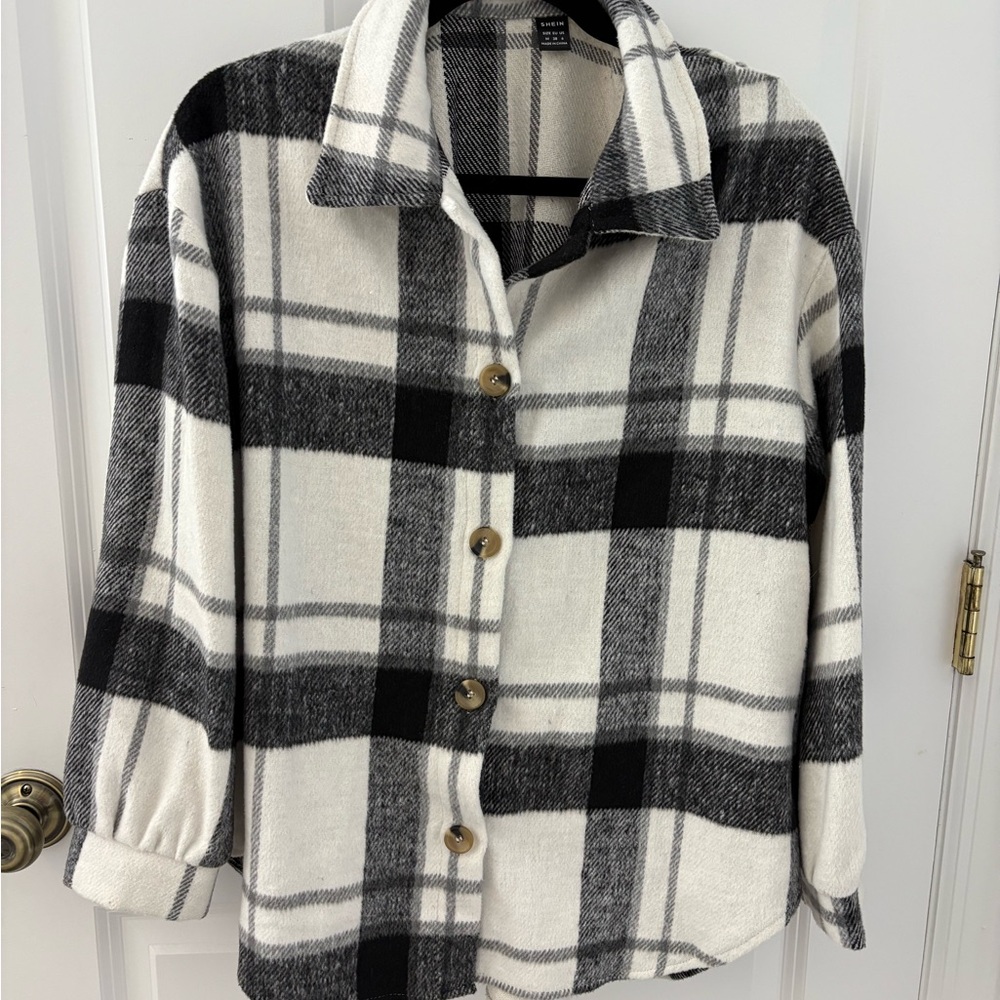 Shein Black and White Plaid Button-Up